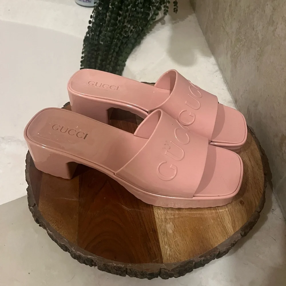 Gucci Light Pink Slide Mules - Picture 3 of 7